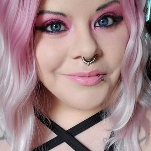 Meet your Posher, Sheena